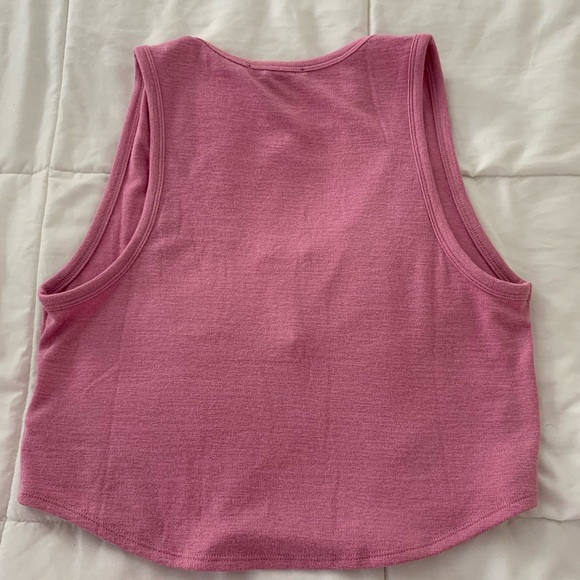 Crop top - Picture 3 of 3